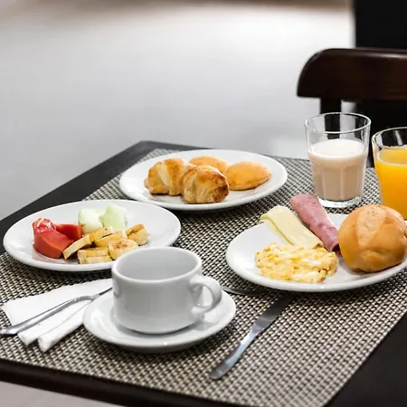 Letto Business Antigo Hotel Ornatus Proximo a Santa Casa